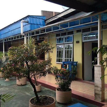 Hotel Kaisar Tarakan Exteriör bild