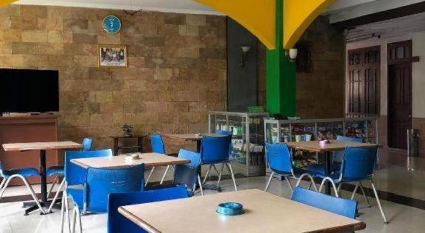 Hotel Kaisar Tarakan Exteriör bild
